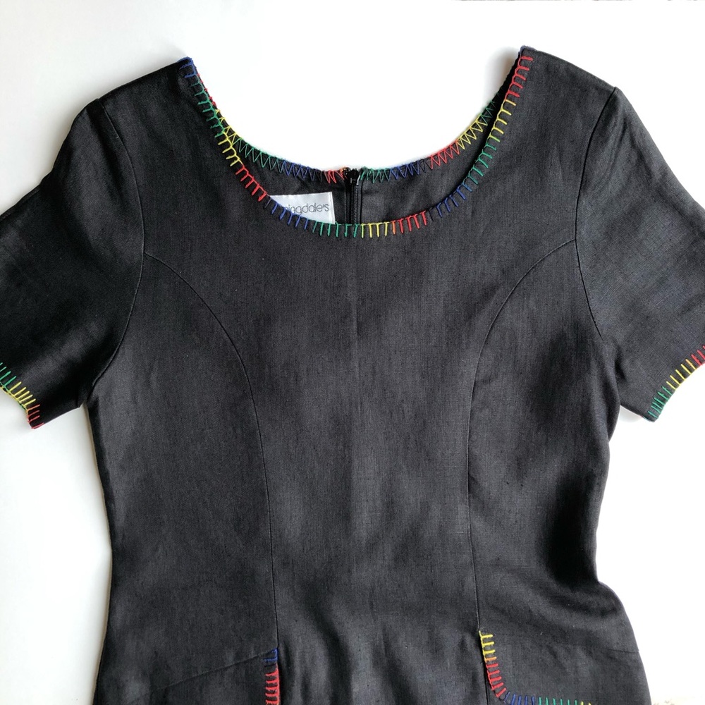 (4 for $30 🌸) Vintage Bloomingdale’s Black Dress